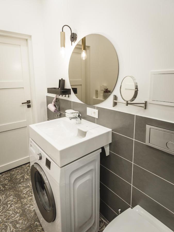 1212 Apartments With Free Parking Ρίγα Εξωτερικό φωτογραφία