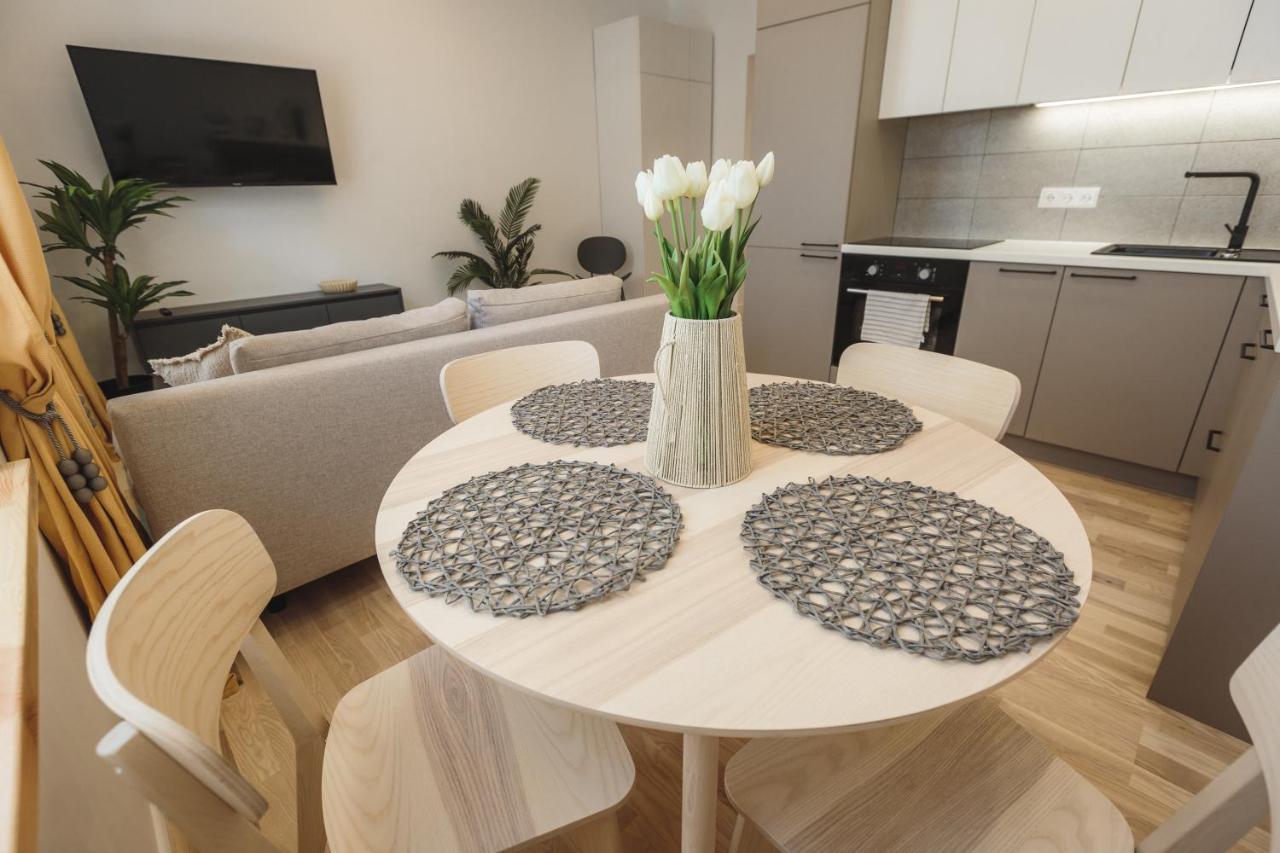 1212 Apartments With Free Parking Ρίγα Εξωτερικό φωτογραφία