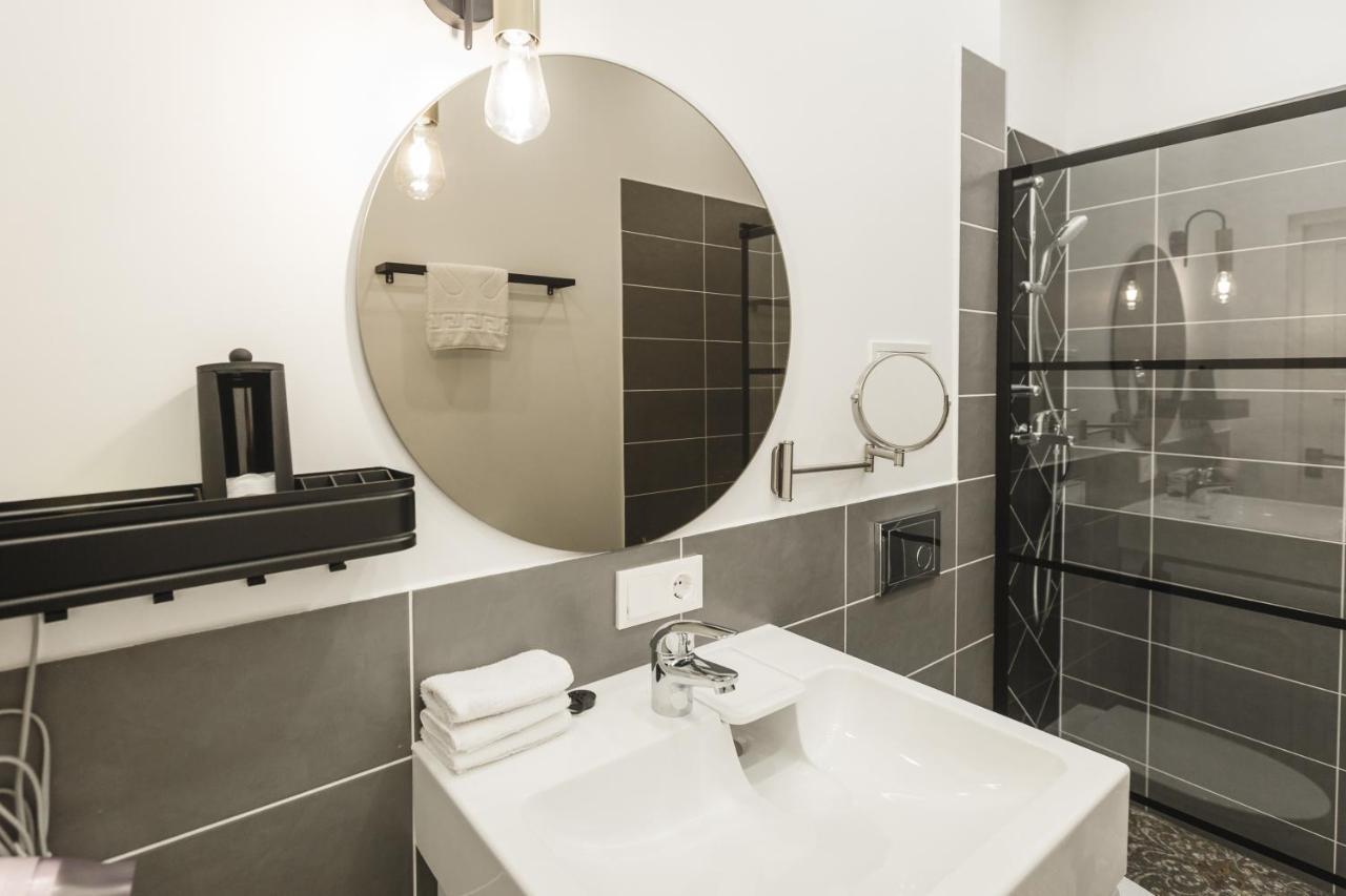 1212 Apartments With Free Parking Ρίγα Εξωτερικό φωτογραφία
