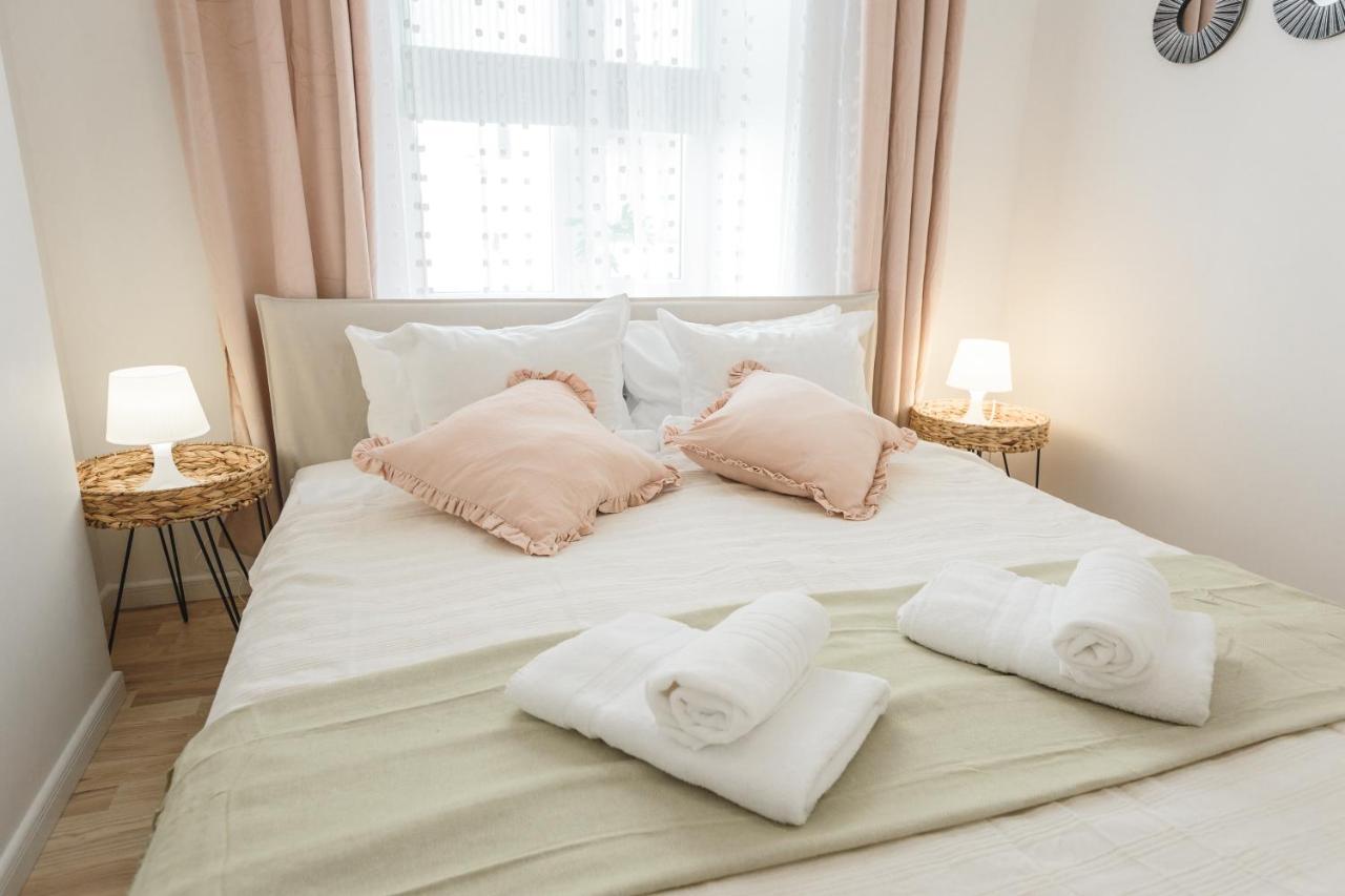 1212 Apartments With Free Parking Ρίγα Εξωτερικό φωτογραφία